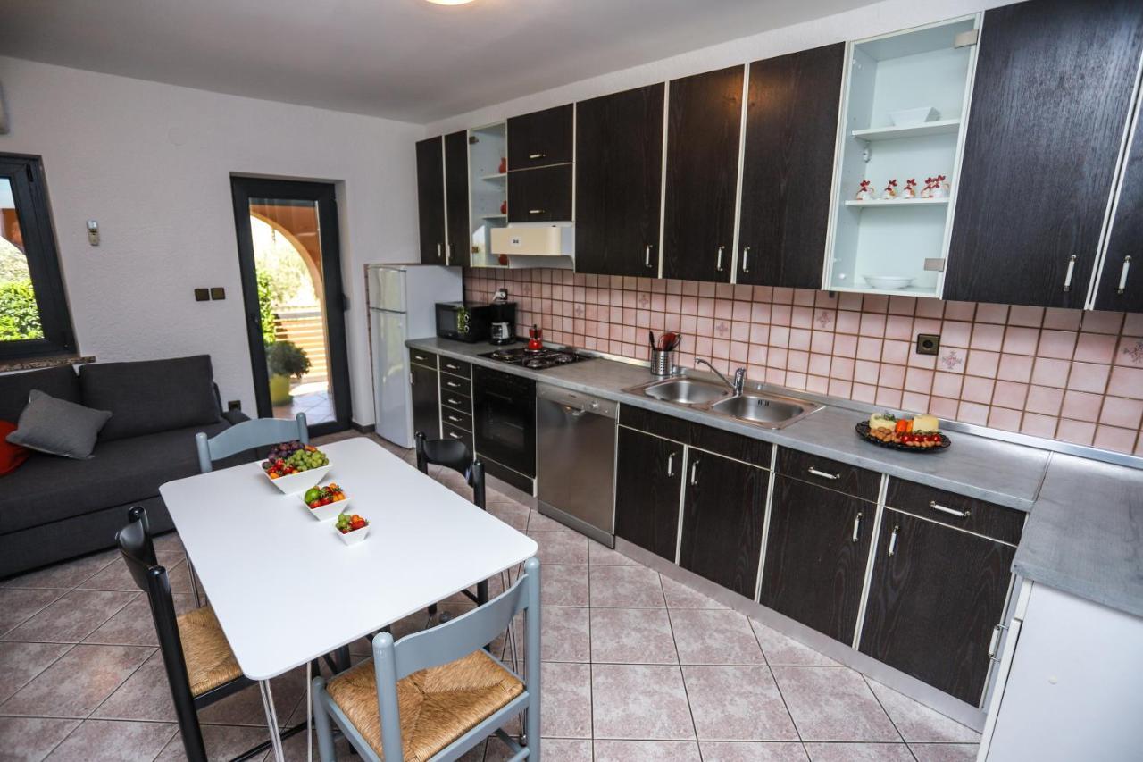 Apartments Villa Irena 포레치 외부 사진