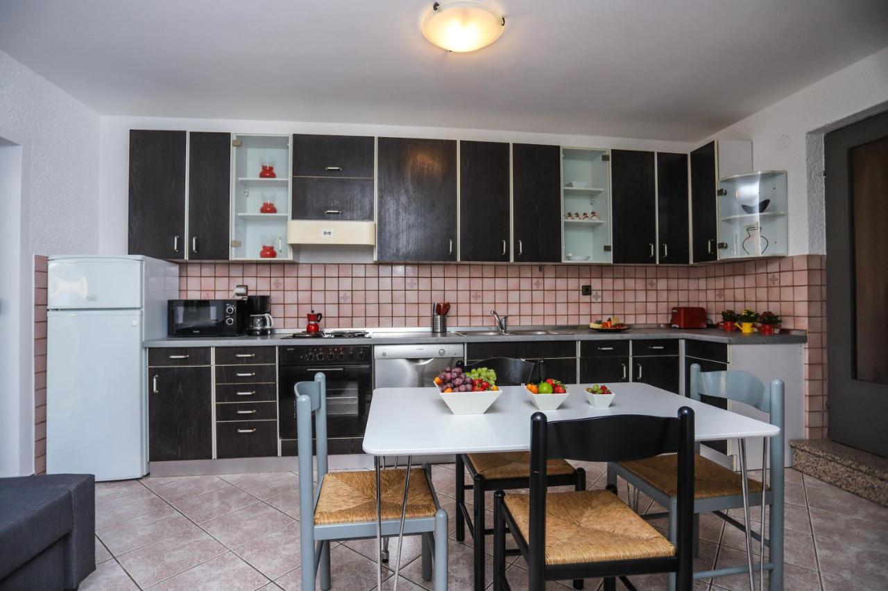 Apartments Villa Irena 포레치 외부 사진