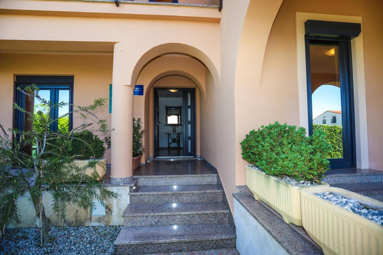 Apartments Villa Irena 포레치 외부 사진